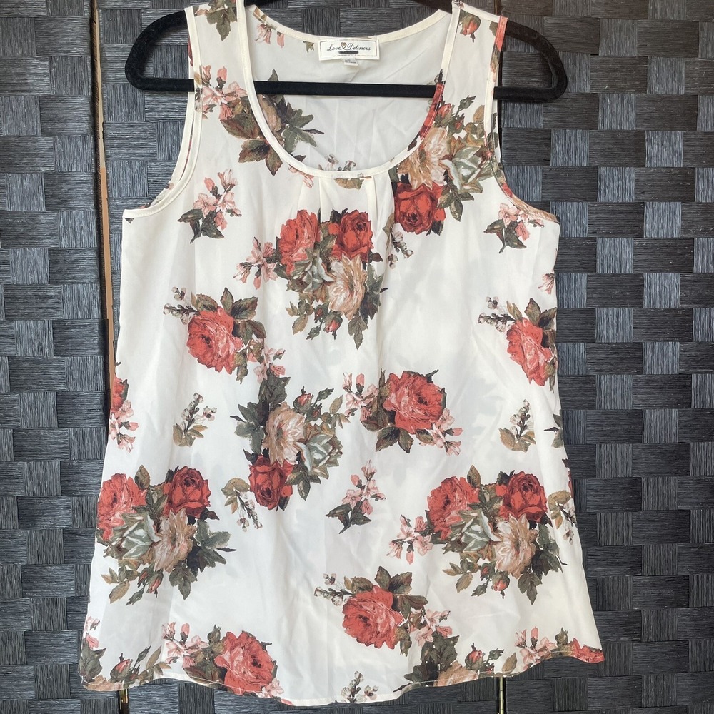Love Delirious multicolor maternity tank top with flower designs. Size Large